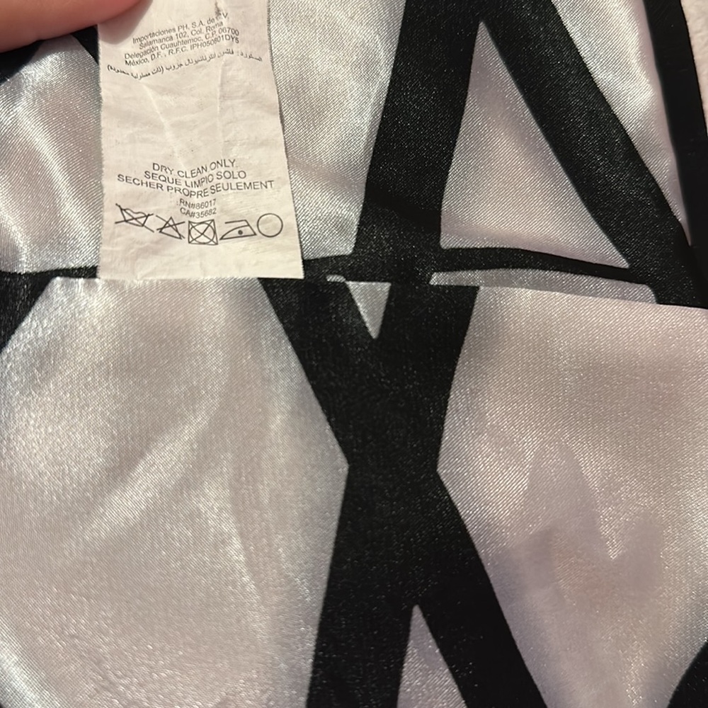 Beautiful bebe business blazer size 6 - Picture 10 of 10